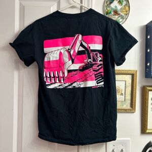 Black and pink construction graphic tee - safety shirts size small
